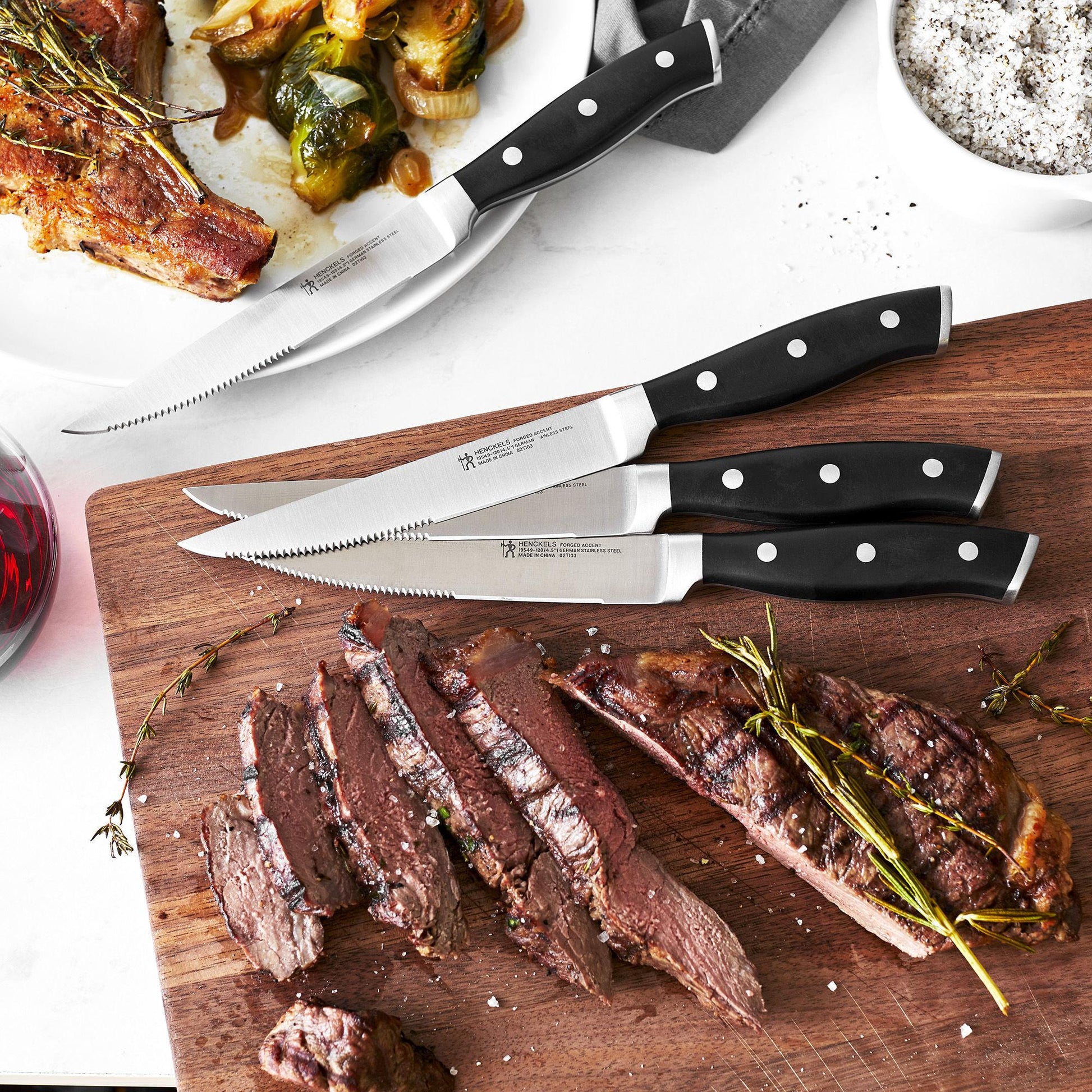 Henckels Forged Accent 4-Piece Steak Knife Set 1011268 IMAGE 3