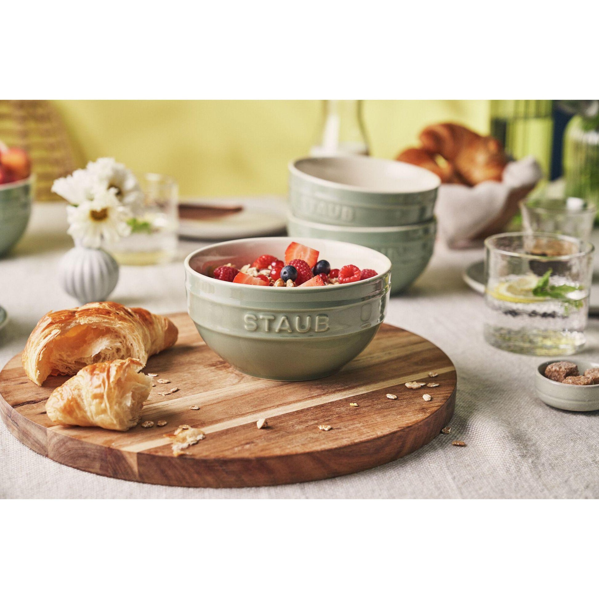 Staub Ceramic Round Bowl - 12 cm 1028169 IMAGE 2