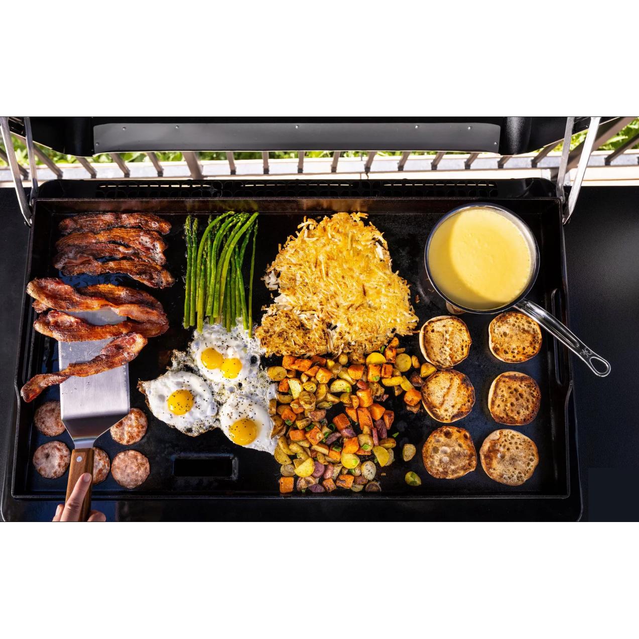 Traeger Flatrock™ Flat Top Grill TF3CN59AN IMAGE 7
