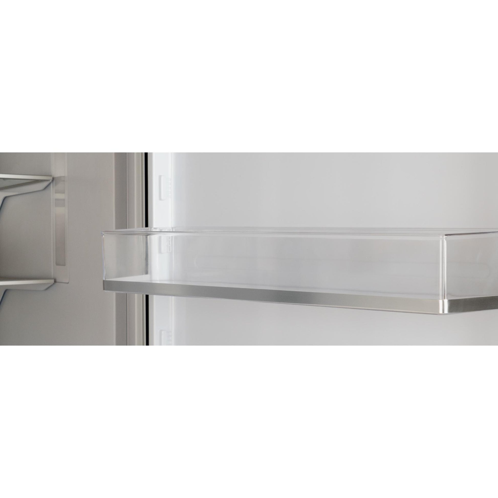 Bertazzoni 24-inch Built-in Refrigerator Column with internal water dispenser REF24RCBPNV IMAGE 3
