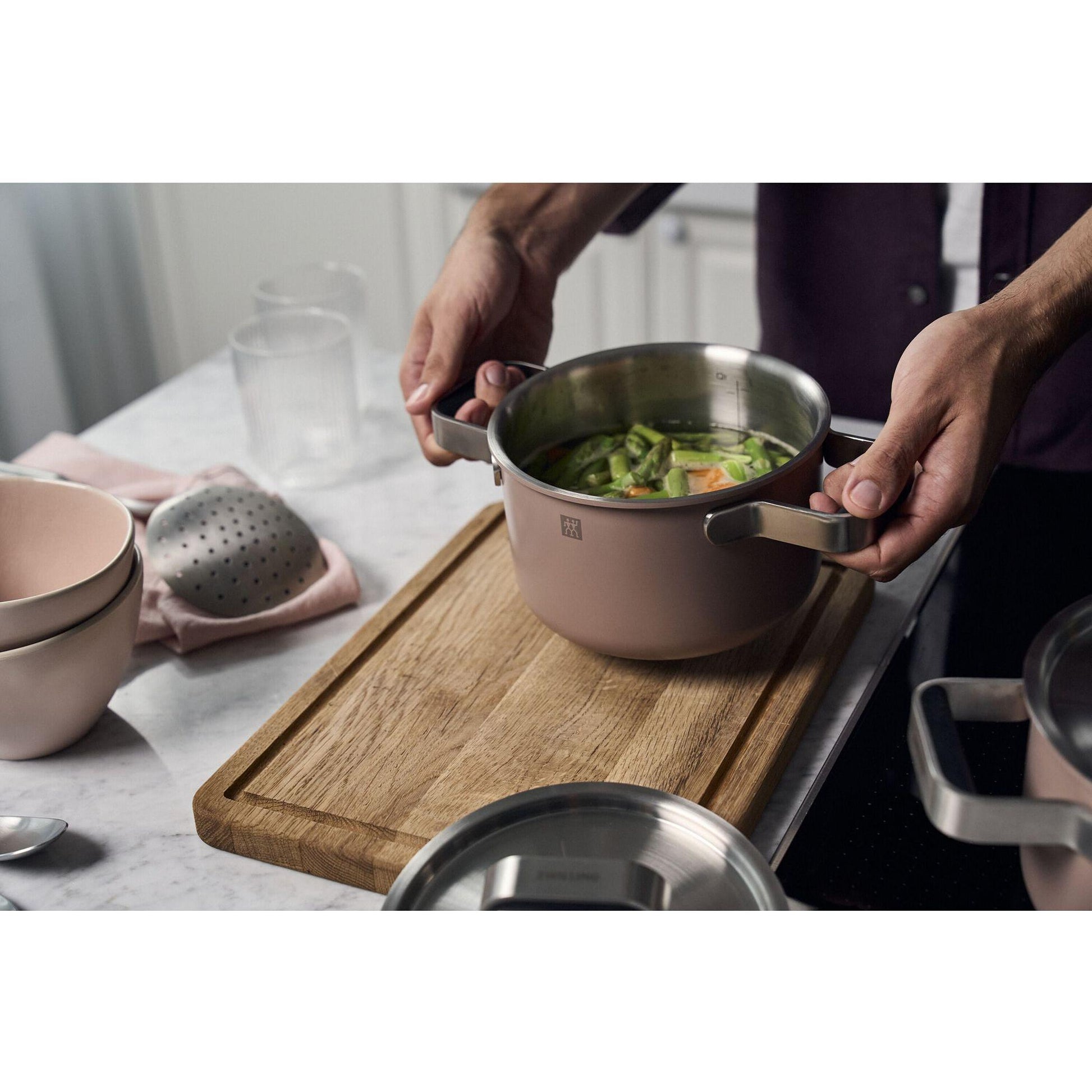 Zwilling 6-Piece Cookware Set 1030813 IMAGE 5