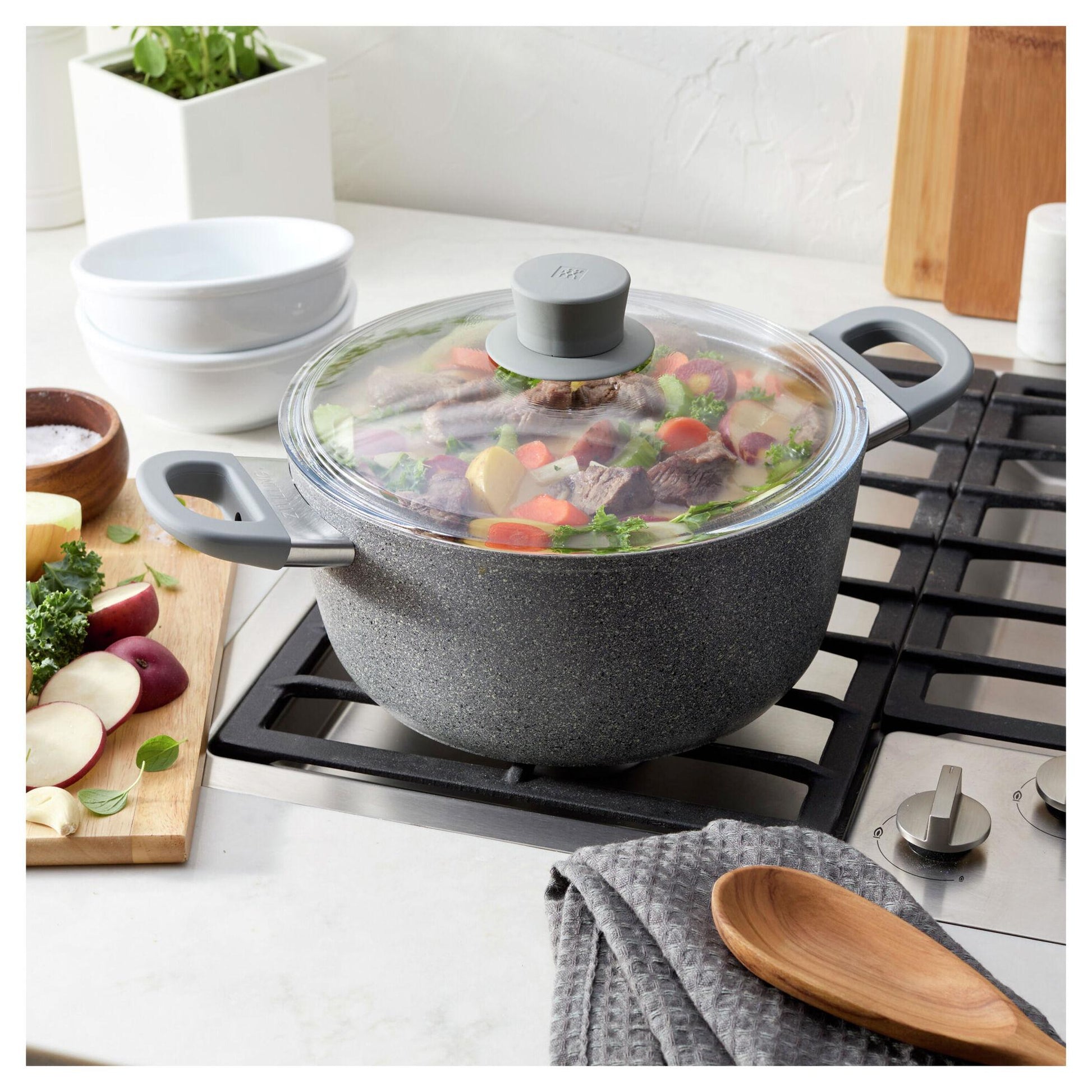 Zwilling Parma Plus Stew Pot with Lid 1029758 IMAGE 5