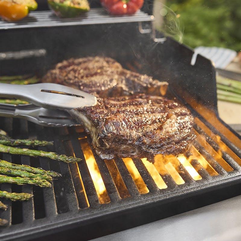 Weber Spirit® E-435 Gas Grill - Natural Gas 1500783 IMAGE 3
