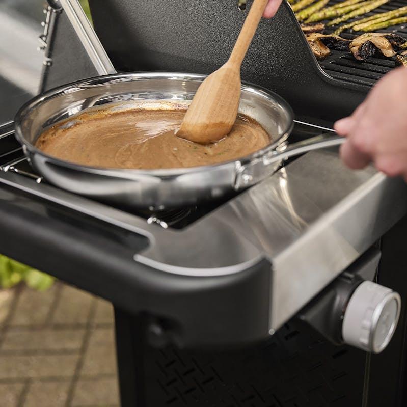 Weber Spirit® E-435 Gas Grill - Natural Gas 1500783 IMAGE 5