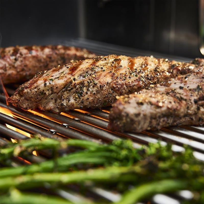 Weber Spirit® SP-435 Gas Grill - Propane 1500793 IMAGE 3
