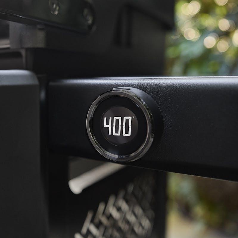 Weber Spirit® EP-425 Gas Grill Stealth® Edition - Propane 1501450 IMAGE 5