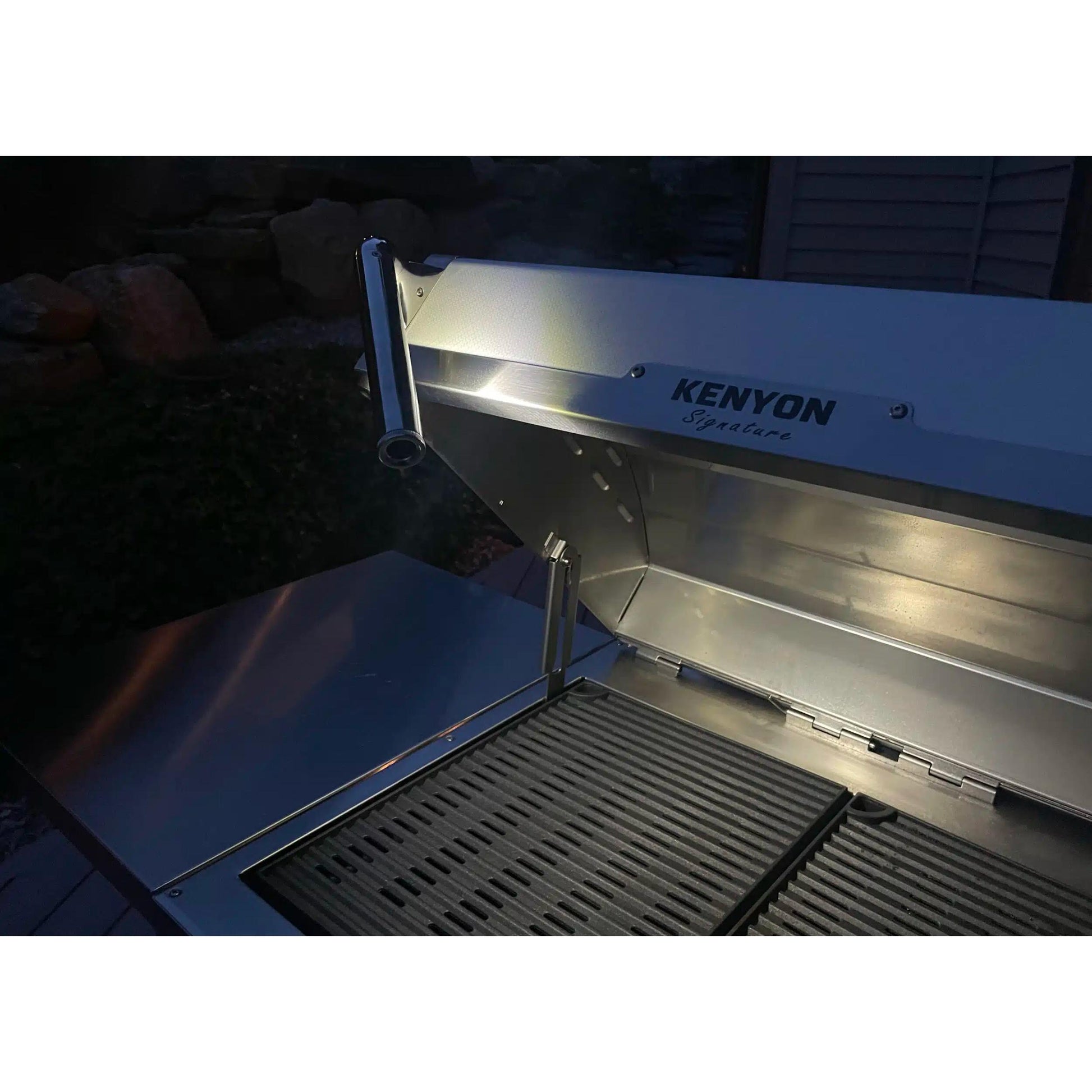 Kenyon Signature Grill™ + Stand with Lighted Handle C70429CF IMAGE 3