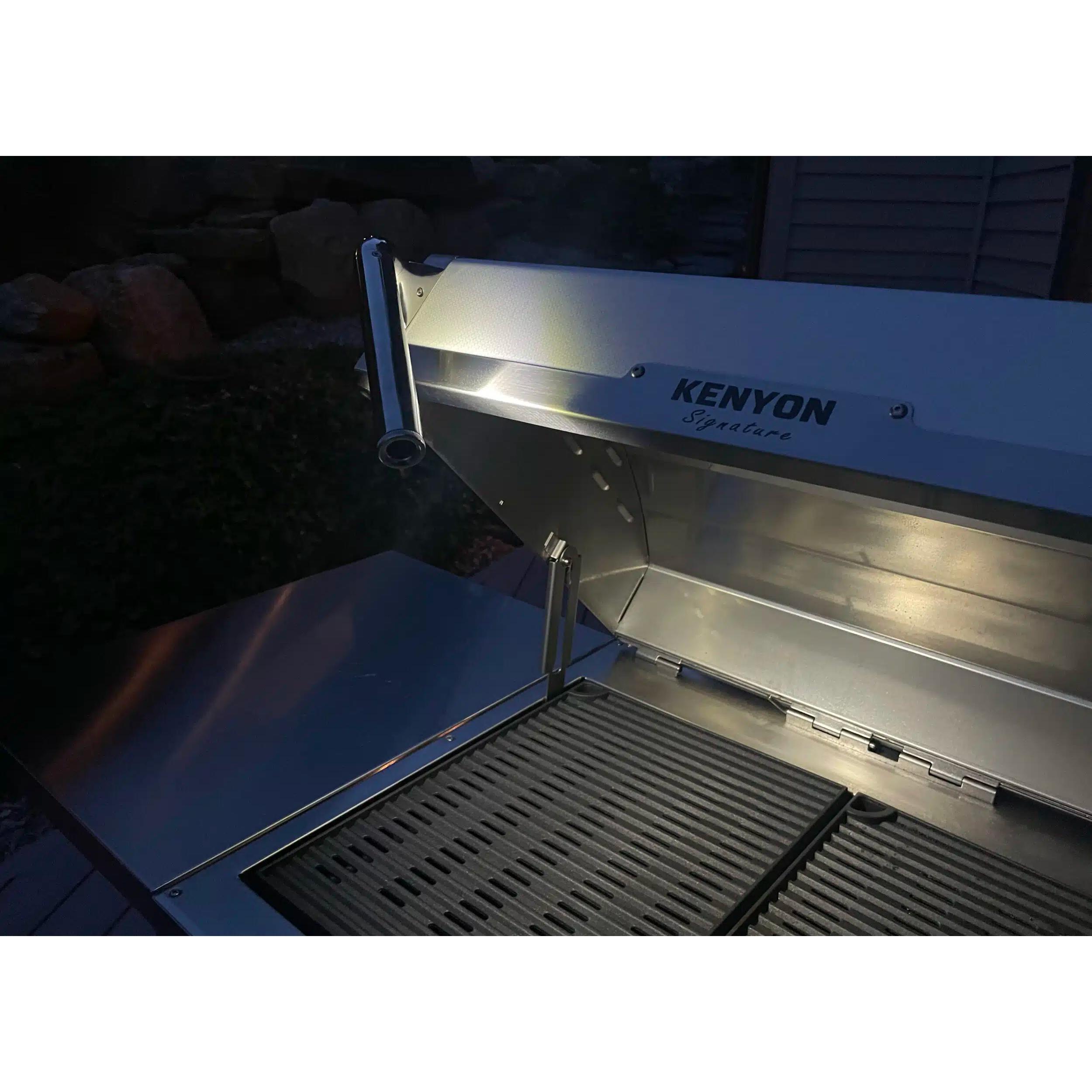Kenyon Signature Grill™ + Stand with Lighted Handle C70429CF IMAGE 3