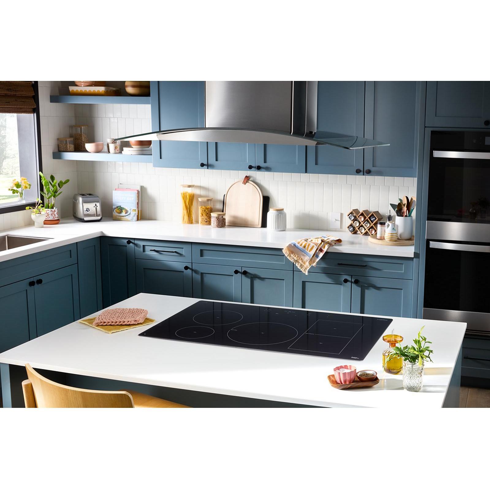 Whirlpool 36 inch Intelligent Induction Cooktop with Temp Cook™ Technology and WipeClean™ Coating WCIT7536SS IMAGE 16