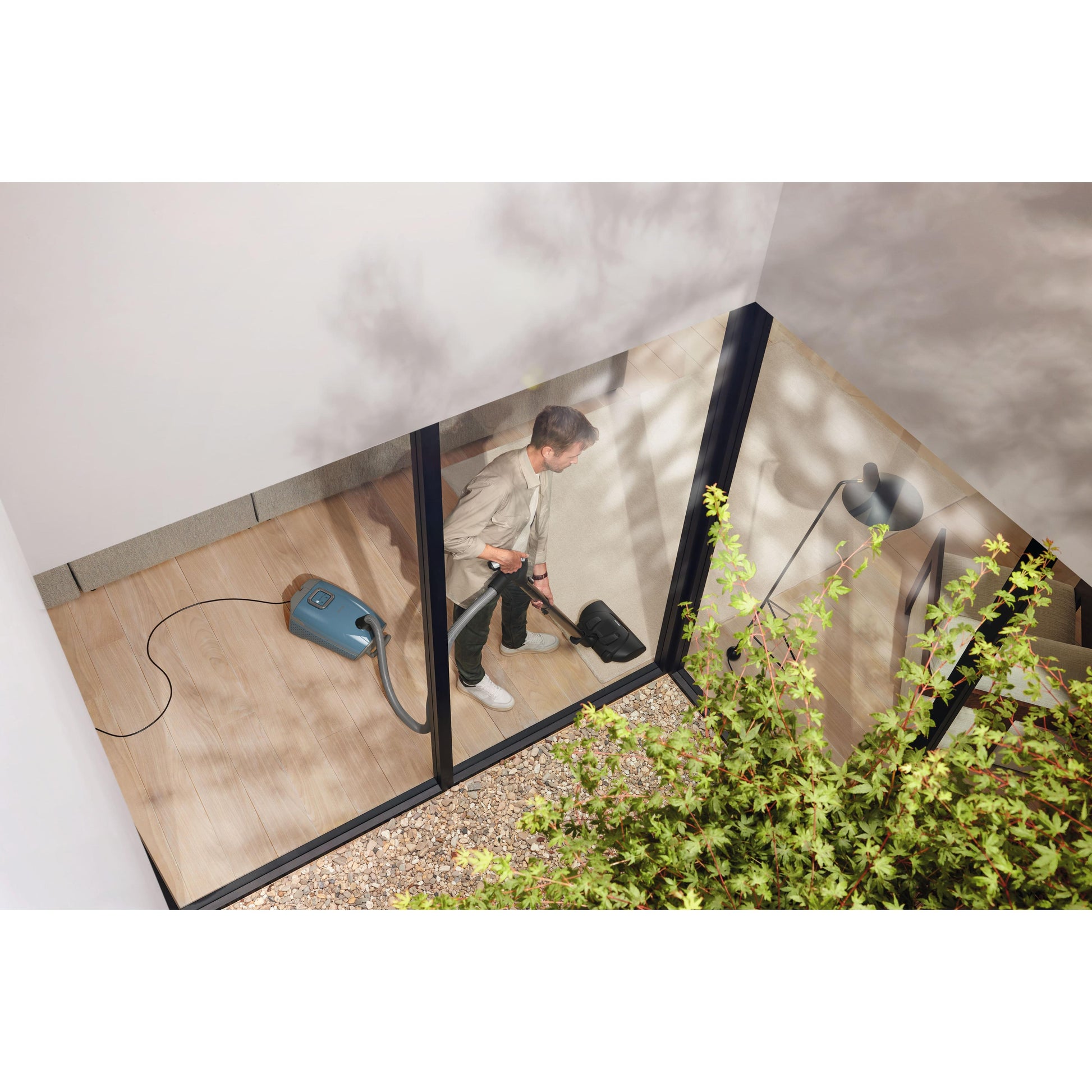 Miele Guard L1 Canister Vacuum Cleaner with Bag 41UFE037CDN IMAGE 6