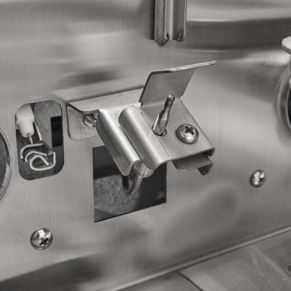 Coyote SL-Series 36-inch Built-In Grill with Sear Zone and Rotisserie C3SL36 LP IMAGE 6