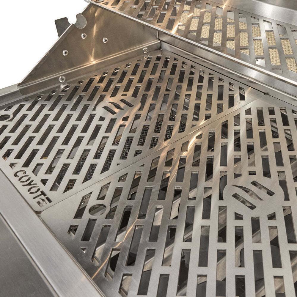 Coyote SL-Series 30-inch Built-In Grill with Sear Zone and Rotisserie C3SL30 LP IMAGE 8