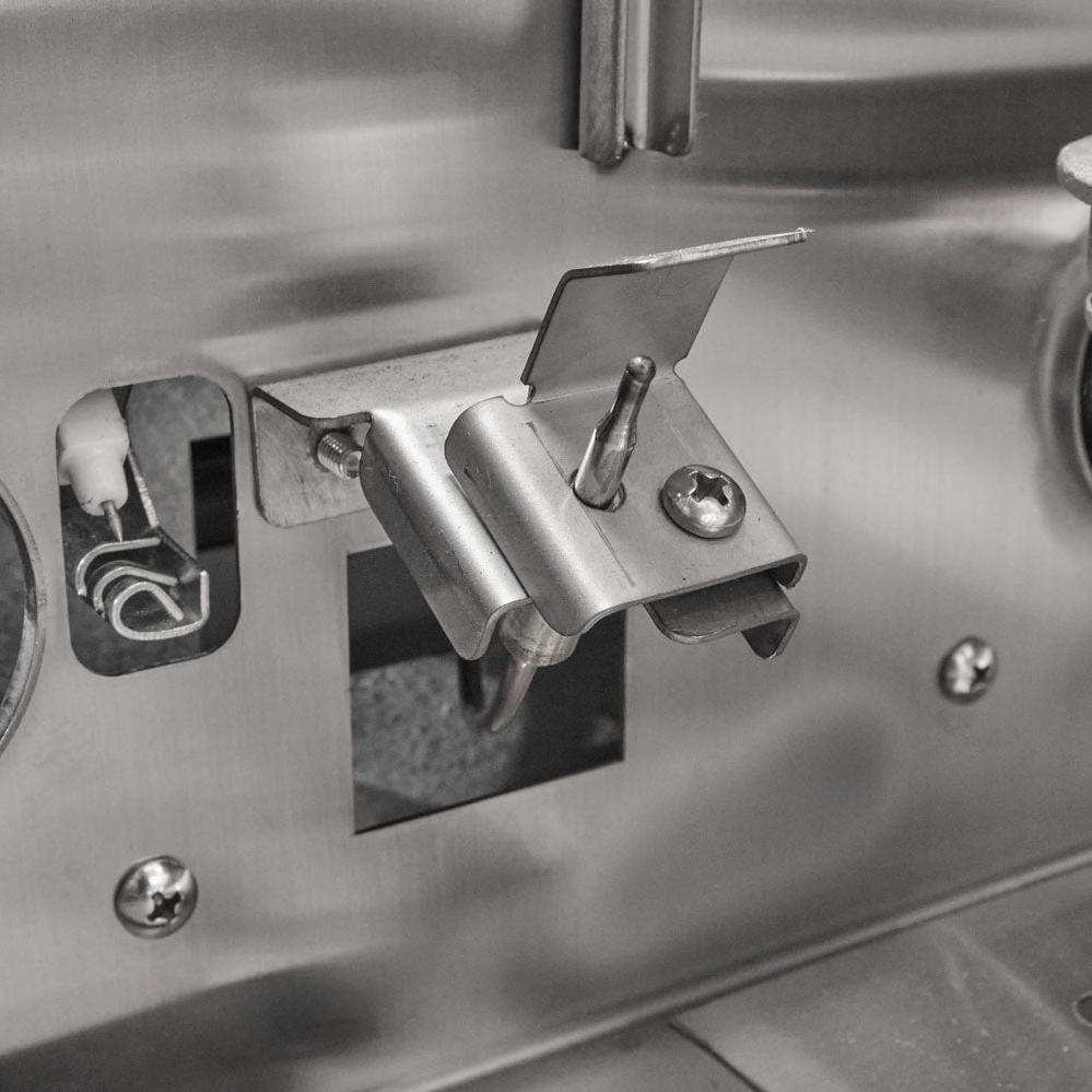Coyote CL-Series 36-inch Built-In Grill C3CL36 LP IMAGE 12