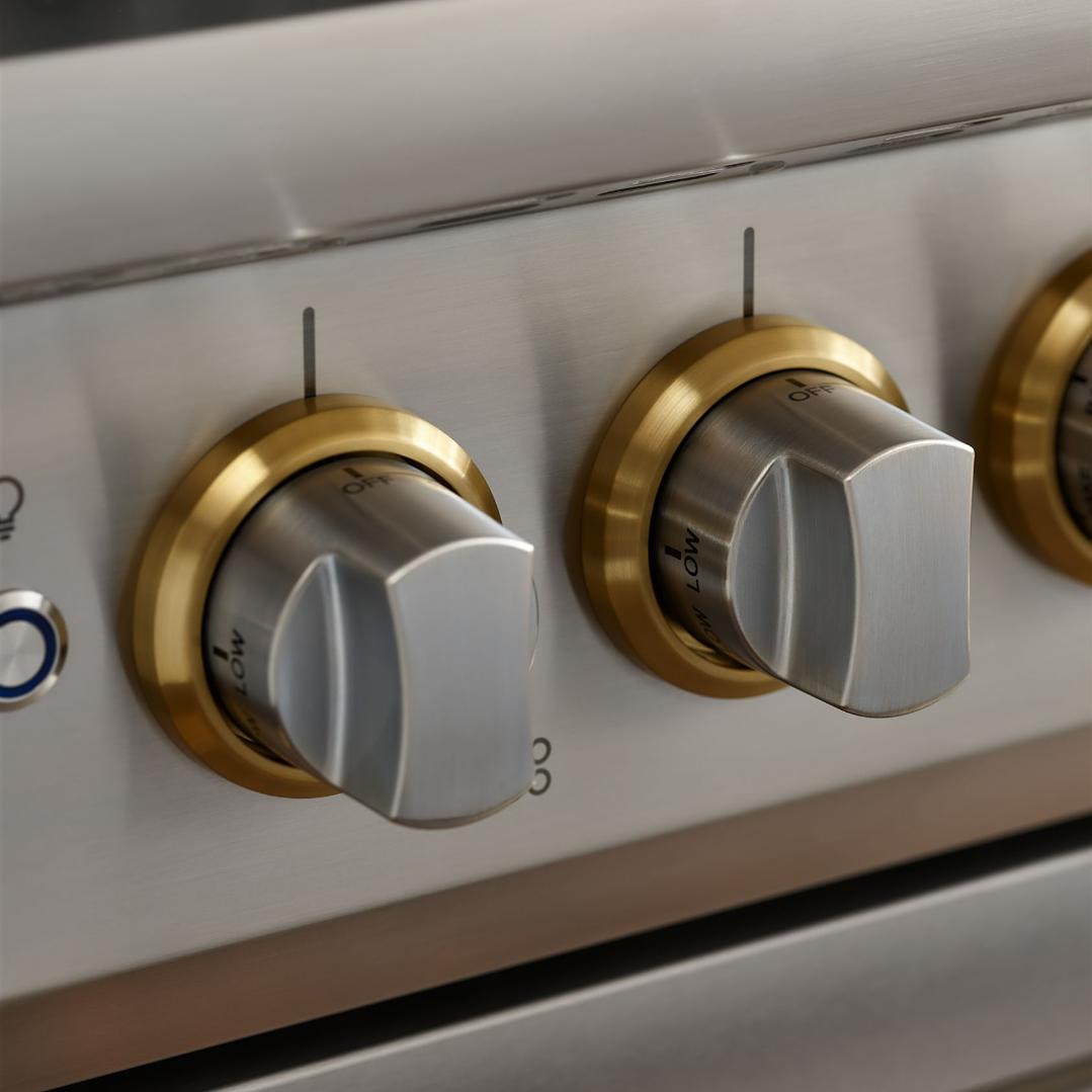 Viking 36-inch Freestanding Dual-Fuel Range with Vari-Speed Dual Flow™ Convection CVDR536-6BEUBB IMAGE 3