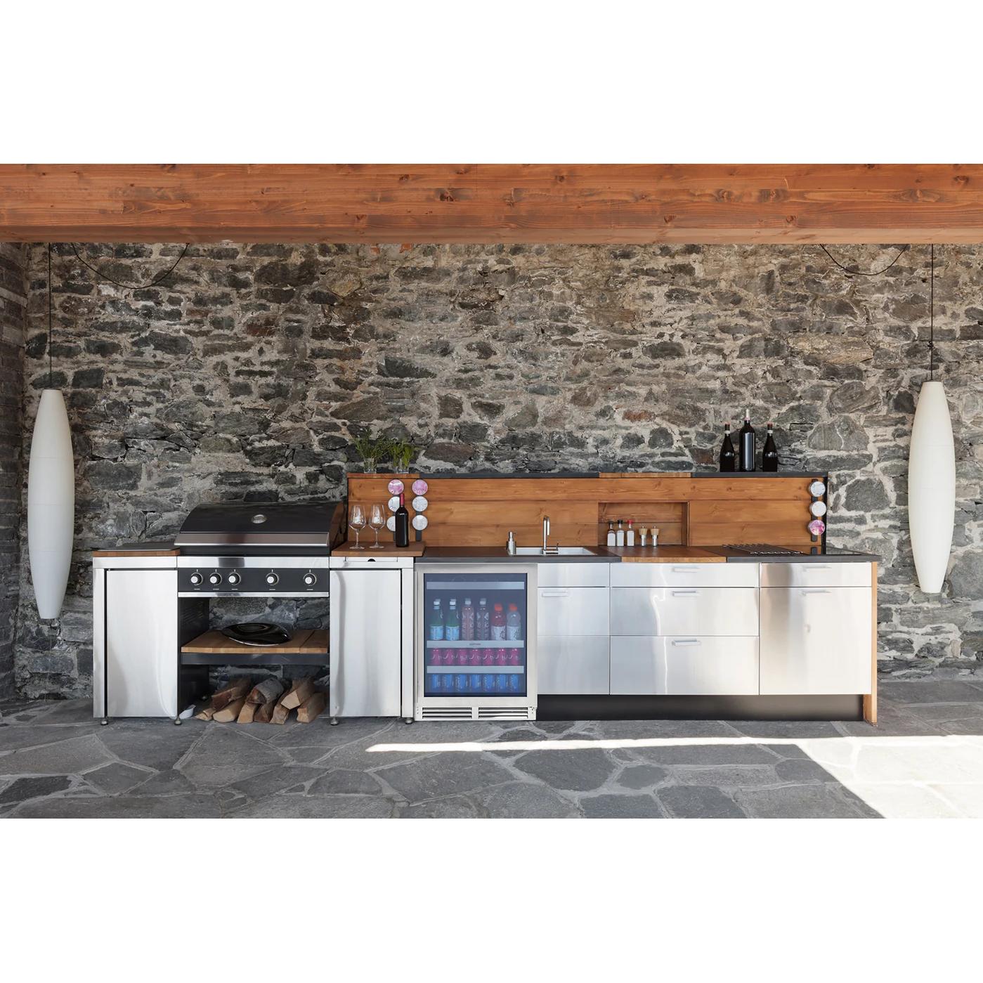 Sapphire 24-inch Indoor/Outdoor Compact Refrigerator SBC243SSPRADA IMAGE 7