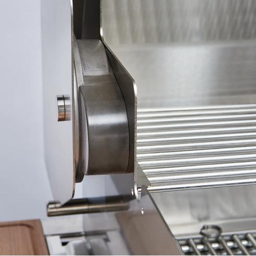 Crown Verity Infinite Built-In Gas Grill with 2x Roll Dome and Light Package IBI482RDLPLT IMAGE 6