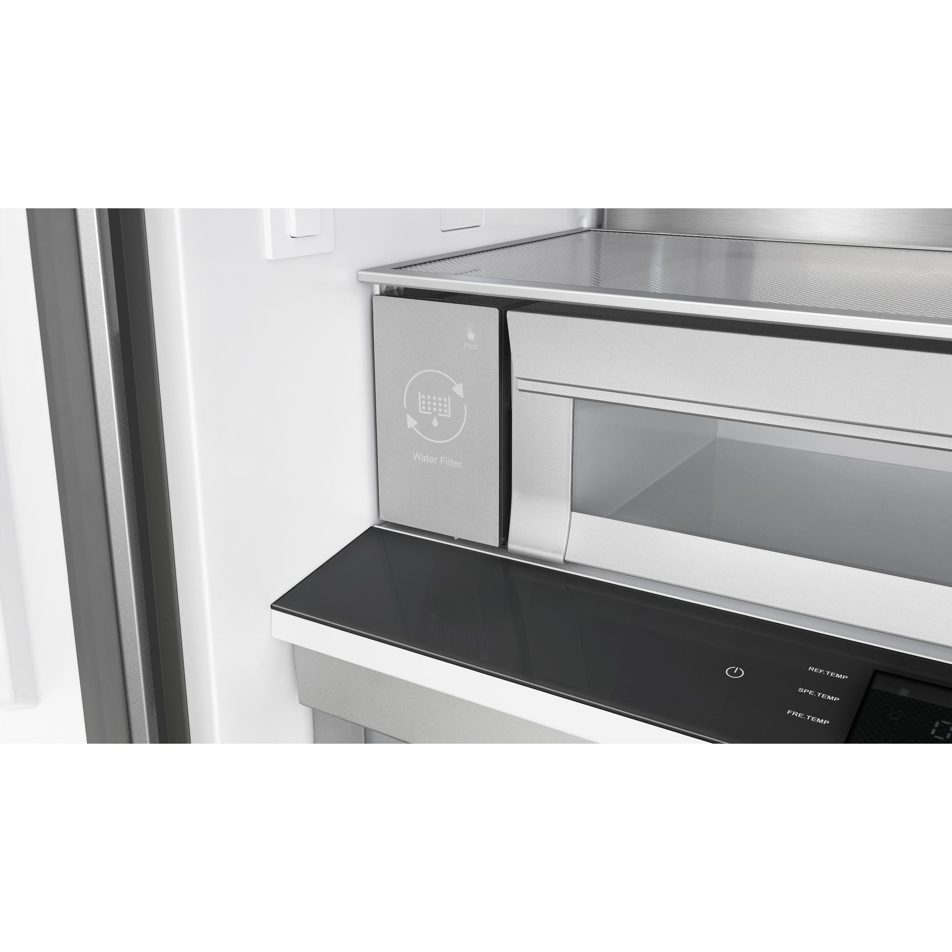 Fulgor Milano 36-inch, 20.2 cu. ft. Counter-Depth French 3-Door Refrigerator with Interior Ice Maker and Water Dispenser FM6FBM36SS IMAGE 6