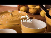 Staub 6.75 Liter Cast Iron Round Cocotte 1029104 EXTERNAL_VIDEO 3