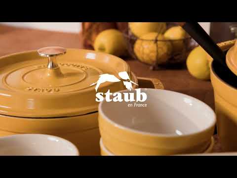 Staub 1.75 Liter Cast Iron Round Cocotte 1029064 EXTERNAL_VIDEO 3