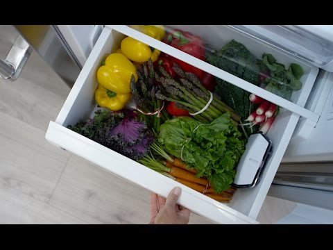 KitchenAid 36-inch, 25.8 cu. ft. French 5-Door Refrigerator with Ice and Water KRMF706EBS EXTERNAL_VIDEO 4