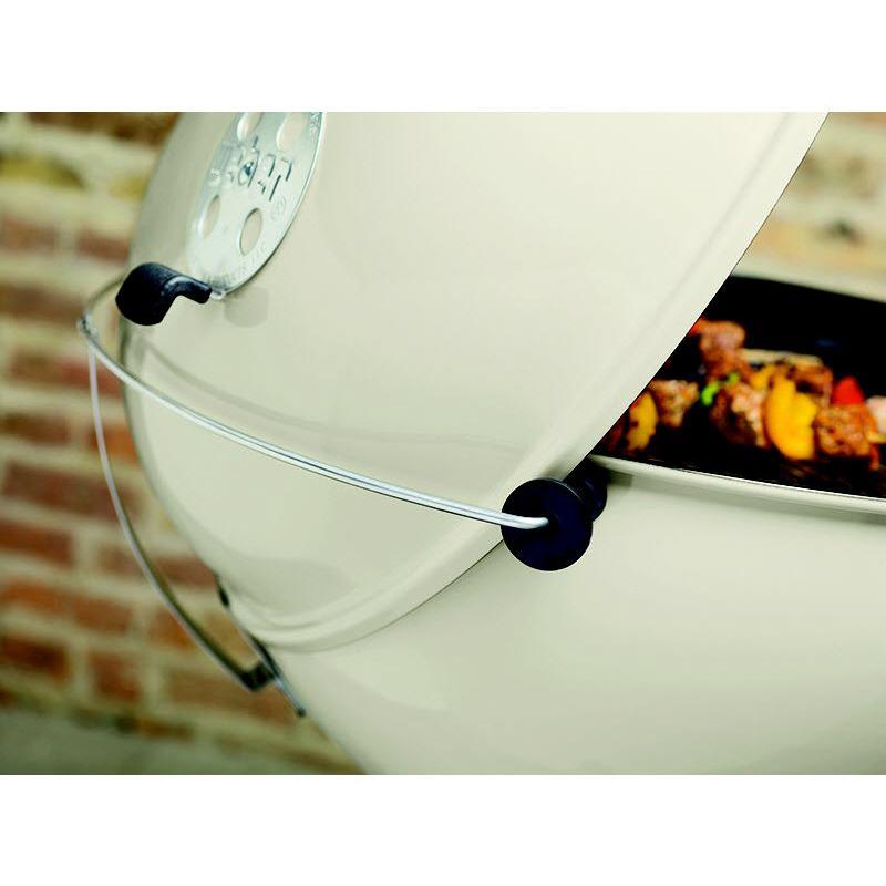 Weber Master-Touch Series Charcoal Grill 14505601 IMAGE 3