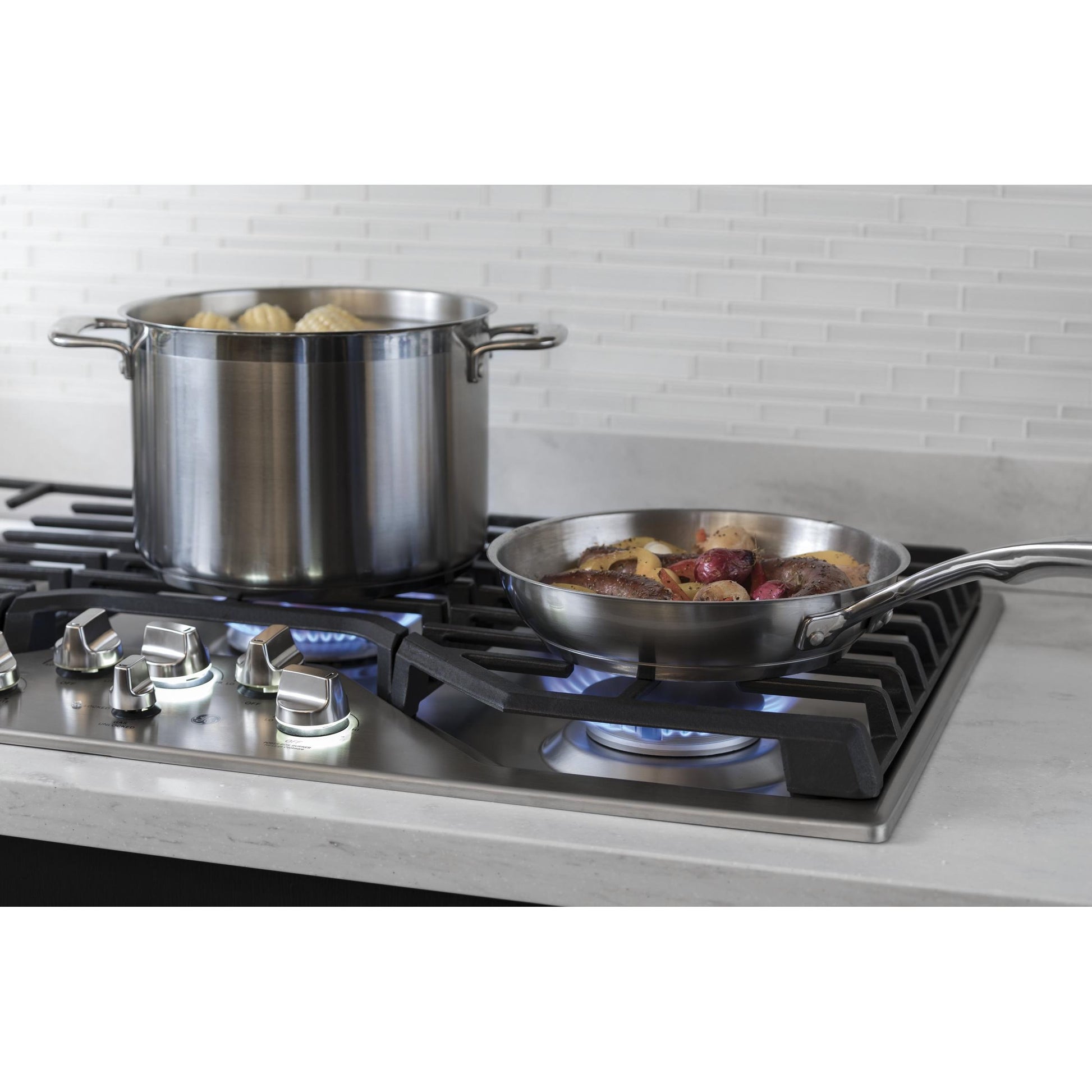 GE Profile Cooktops Gas PGP9036SLSS IMAGE 5