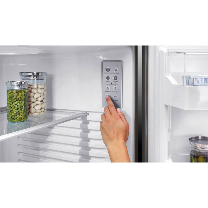Fisher & Paykel 32-inch, 17.5 cu. ft. Counter-Depth Bottom Freezer Refrigerator with ActiveSmart™ RF170BLPX6 N IMAGE 4