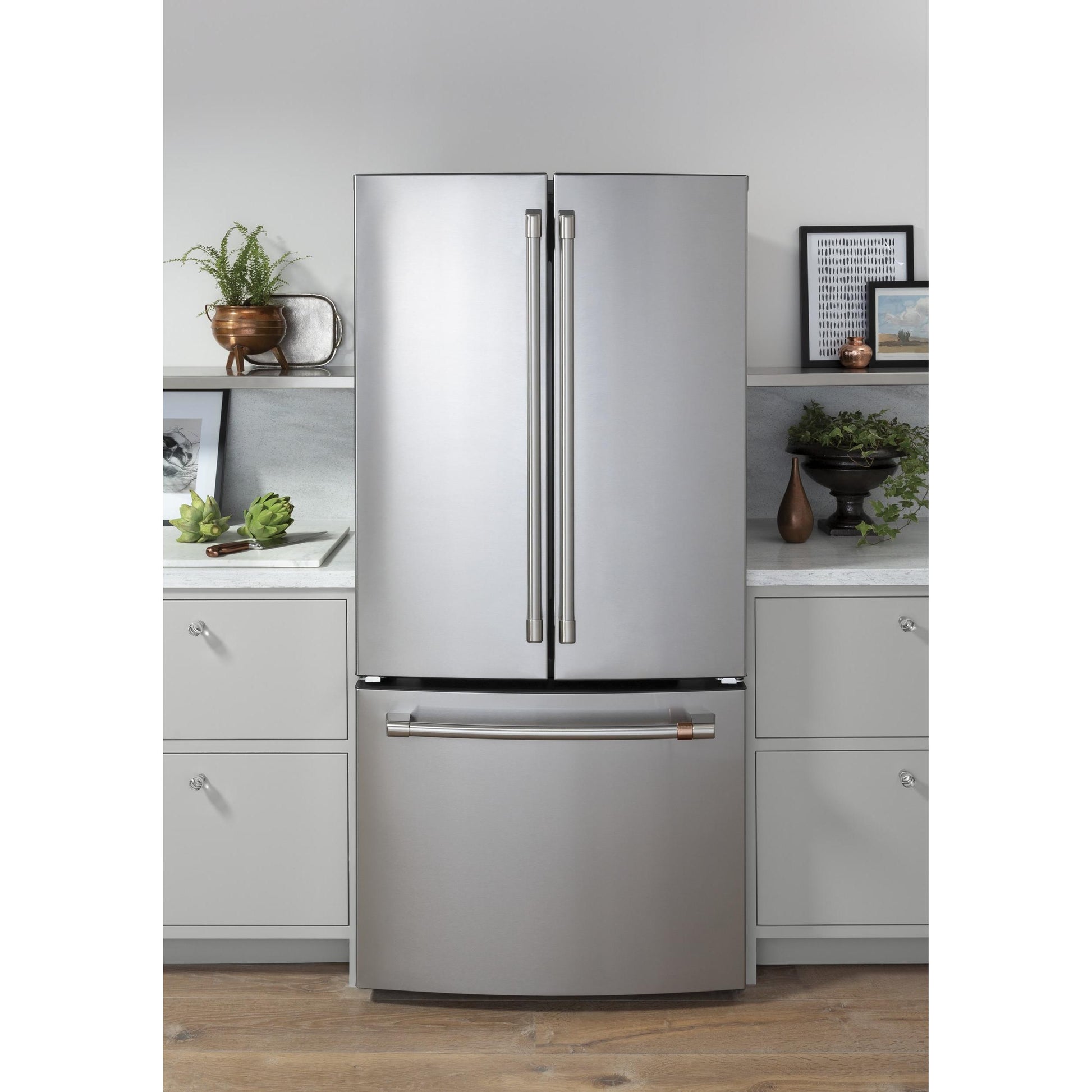 Café Refrigerators French 3-Door CWE19SP2NS1 IMAGE 6