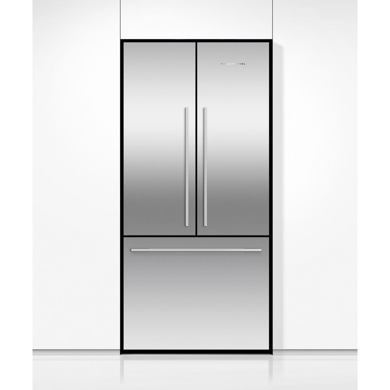 Fisher & Paykel 32-inch, 17 cu.ft. Counter-Depth French 3-Door Refrigerator with Internal Ice Maker RF170ADJX4 IMAGE 3