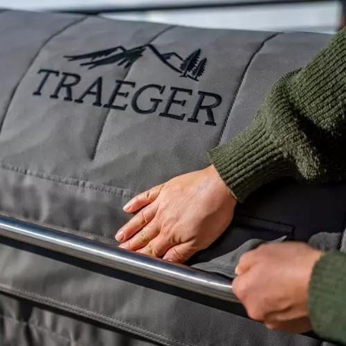 Traeger Grill and Oven Accessories Insulated Jackets BAC628 IMAGE 3