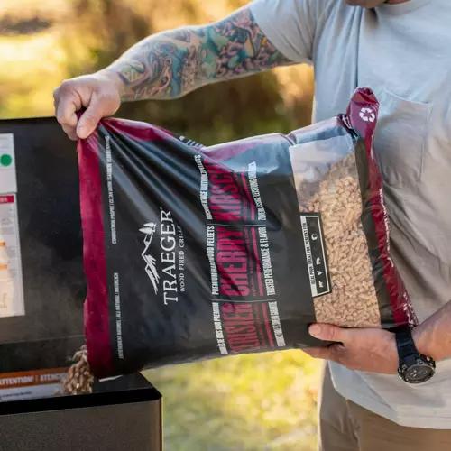 Traeger Outdoor Cooking Fuels Pellets PEL339 IMAGE 3