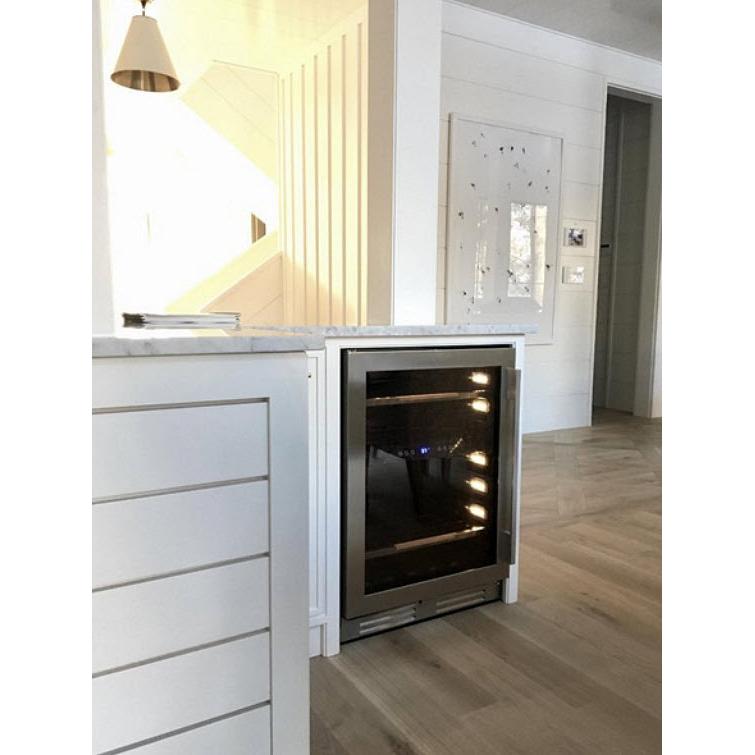 Avanti Elite Series 5 cu.ft. Freestanding Beverage Center ARFSE55R3S IMAGE 3