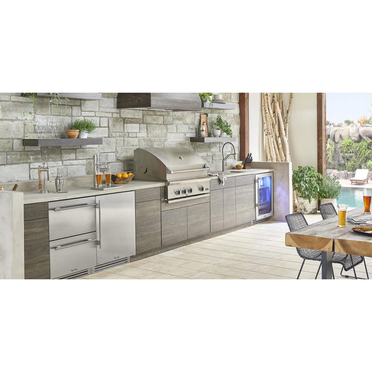 True Residential 4.2 cu.ft. Compact Freezer with TruLumina® LED Lighting TUF-24-R-SS-C IMAGE 3