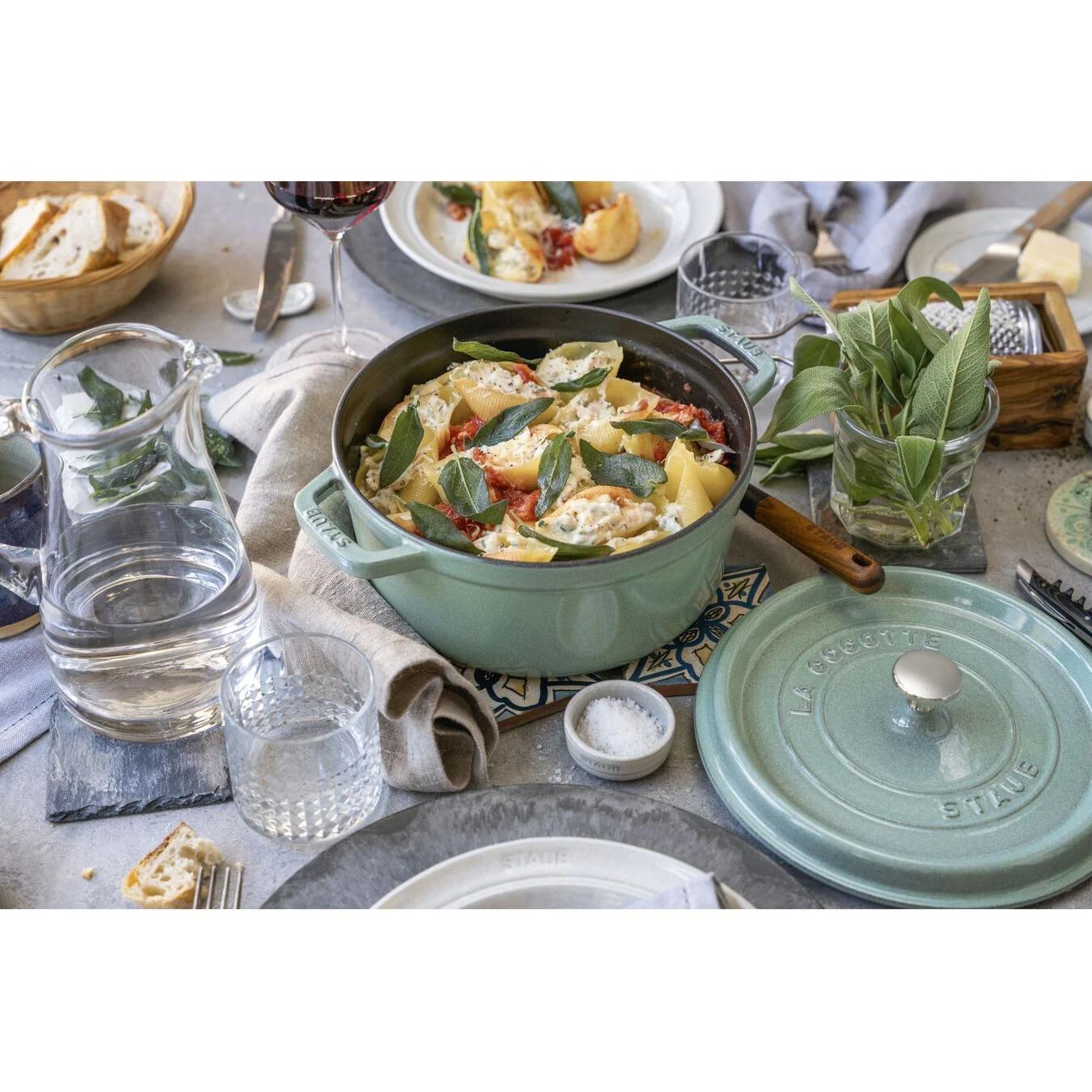 Staub 6.75L Cast Iron Round Cocotte 40508-707 IMAGE 6