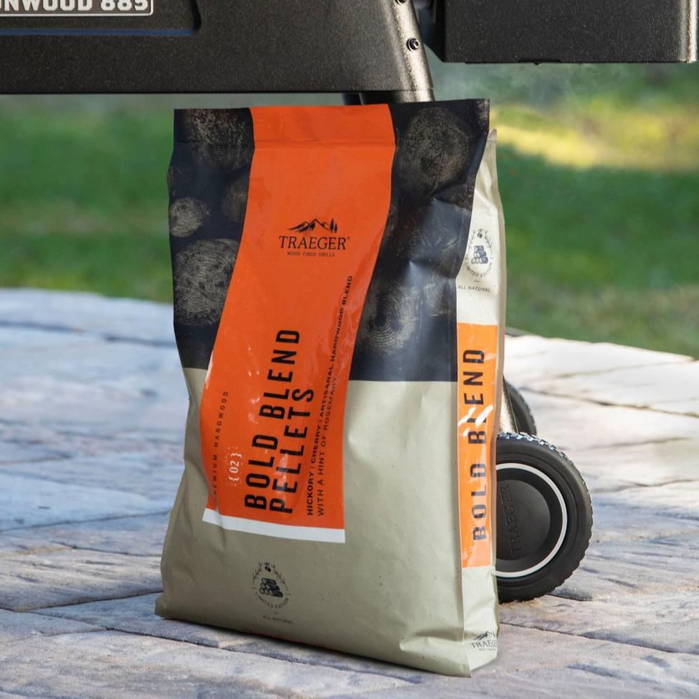 Traeger Bold Blend Hardwood Pellets - Limited Edition PEL349 IMAGE 4