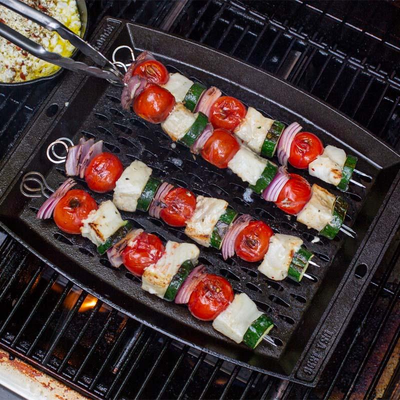 Lodge 15 x 12 Inch Seasoned Cast Iron Grill Topper L15RCGT IMAGE 4