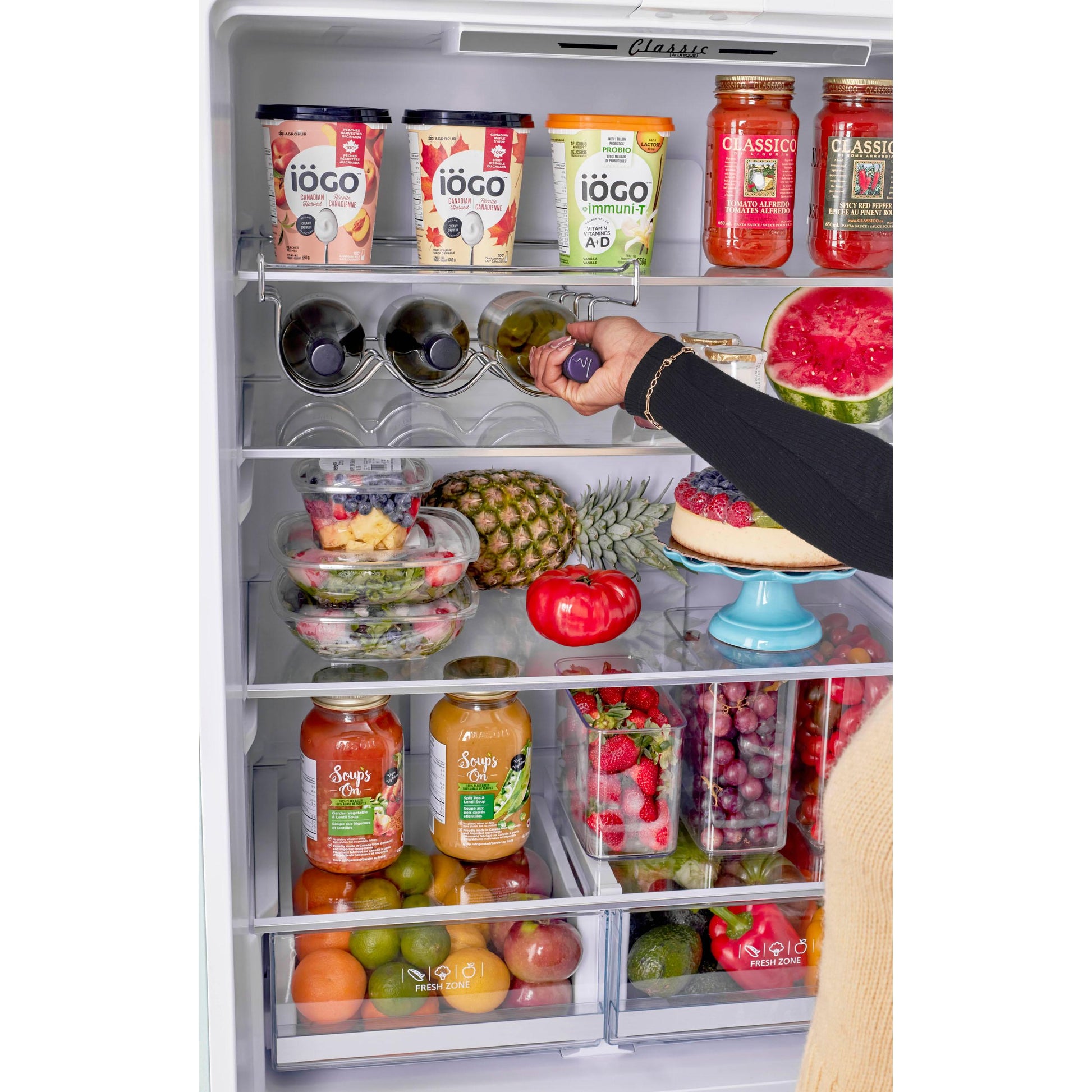 Unique Appliances 29.1-inch, 18 cu. ft. Freestanding Bottom Freezer Refrigerator with Ice Maker UGP-510L B AC IMAGE 14