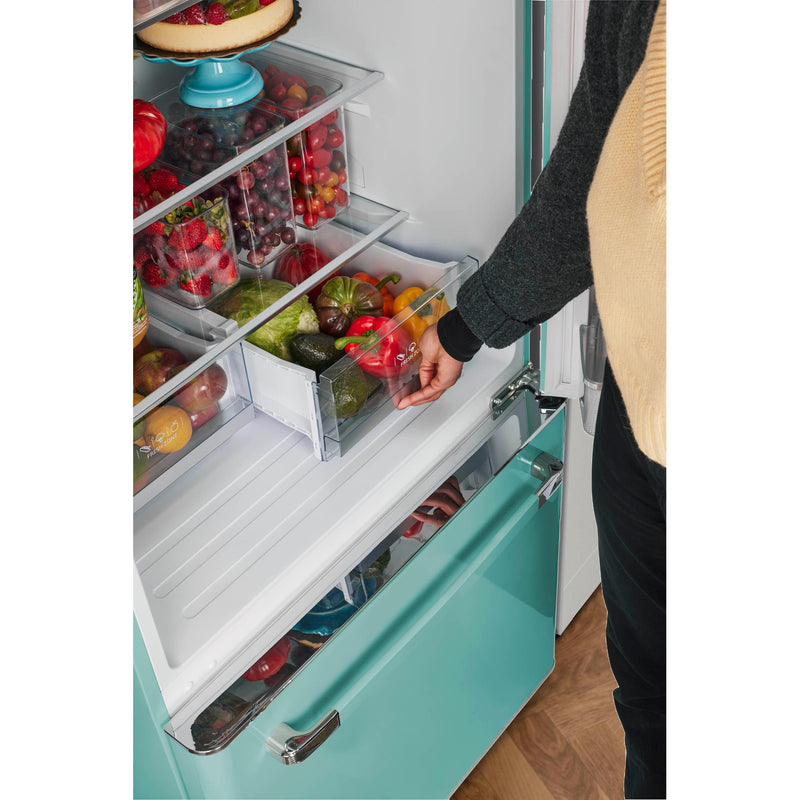 Unique Appliances 29.1-inch, 18 cu. ft. Freestanding Bottom Freezer Refrigerator with Ice Maker UGP-510L T AC IMAGE 12