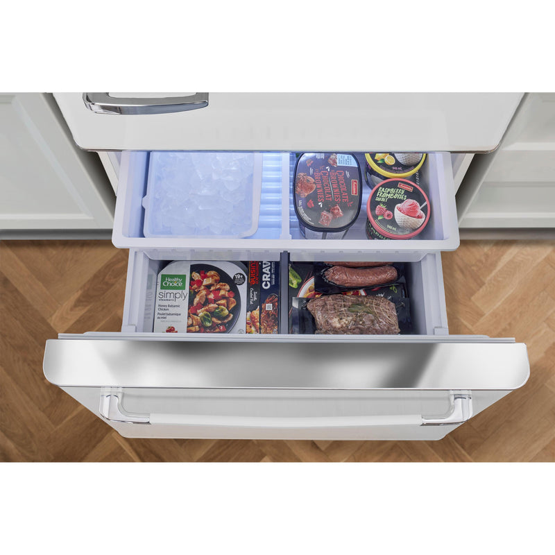 Unique Appliances 29.1-inch, 18 cu. ft. Freestanding Bottom Freezer Refrigerator with Ice Maker UGP-510L W AC IMAGE 8