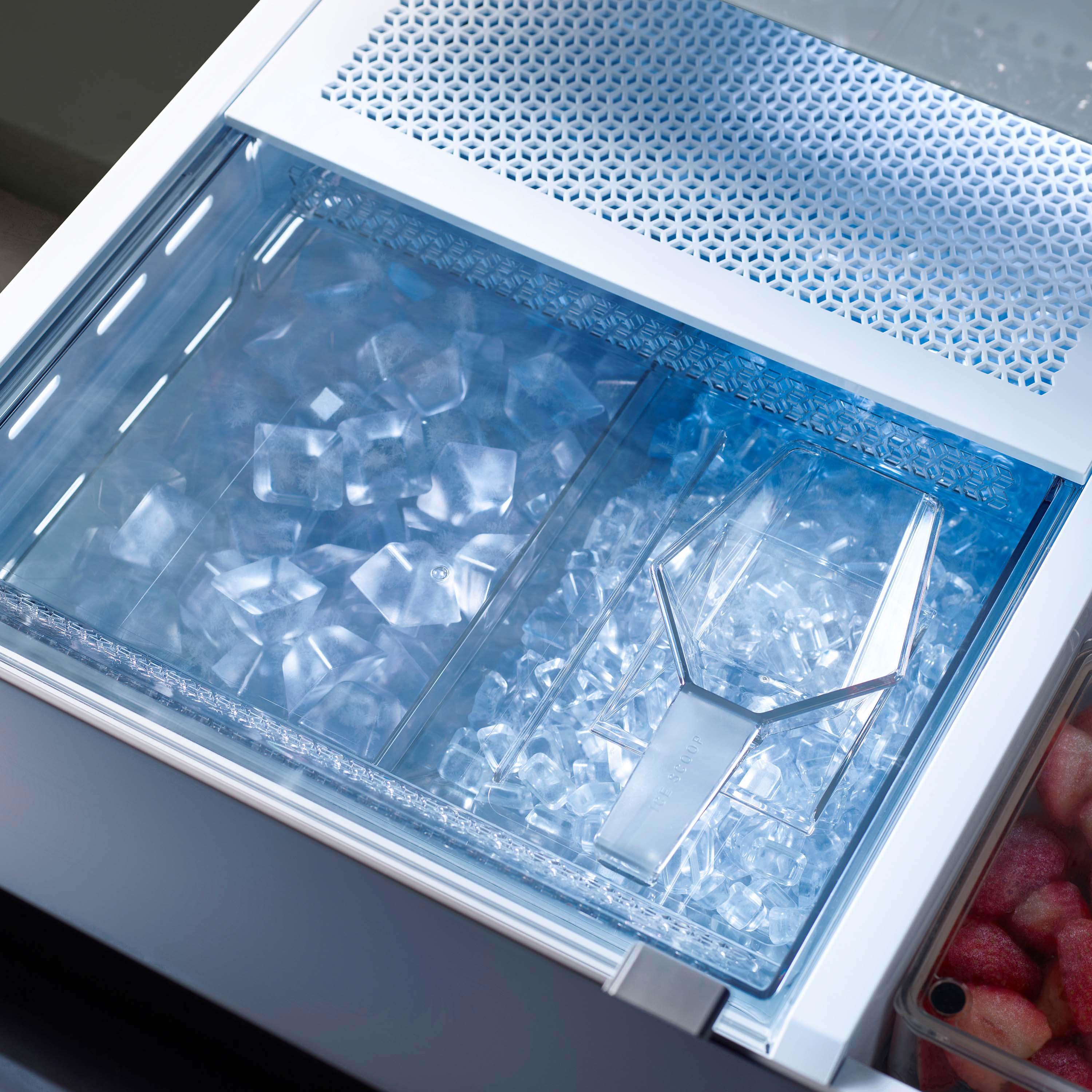 Samsung 32-inch, 25 cu. ft. French 3-Door Refrigerator with Dual Auto Ice Maker with Ice Bites™ RF25C5151SR IMAGE 7