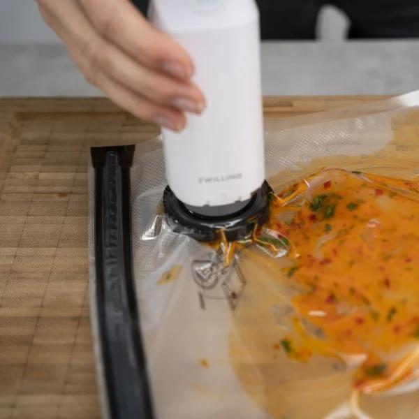 1010833 Zwilling Fresh & Save 6Piece Vacuum Liquid Barrier Accessory