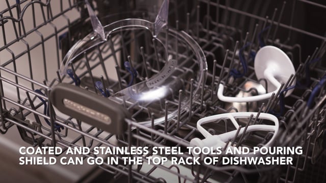 KitchenAid Artisan 5Qt Tilt-Head Stand Mixer KSM150PSFW EXTERNAL_VIDEO 3
