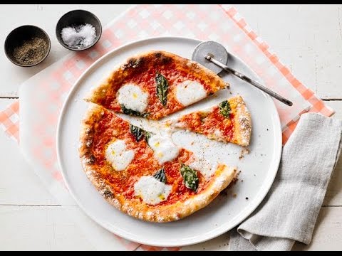 Breville Crispy Crust Pizza Maker BPZ600SIL1BCA1 EXTERNAL_VIDEO 2