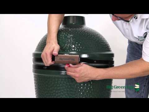 Big Green Egg Small EGG Charcoal Smoker 117601 EXTERNAL_VIDEO 2